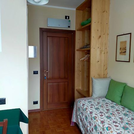 La Via Del Sole Bed & Breakfast Susa Bagian luar foto