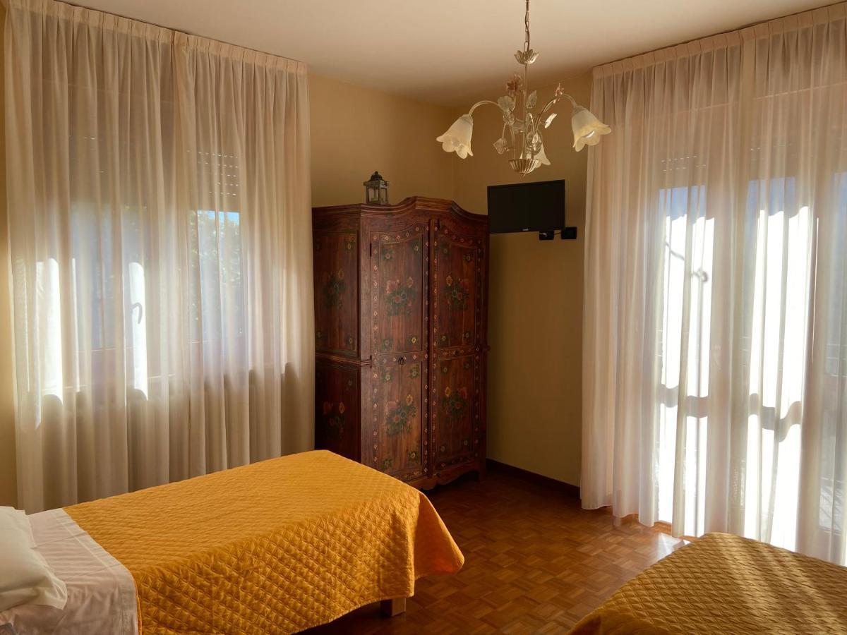 La Via Del Sole Bed & Breakfast Susa Bagian luar foto