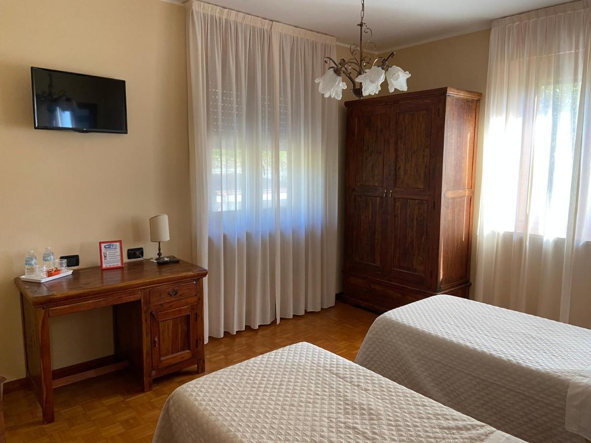 La Via Del Sole Bed & Breakfast Susa Bagian luar foto