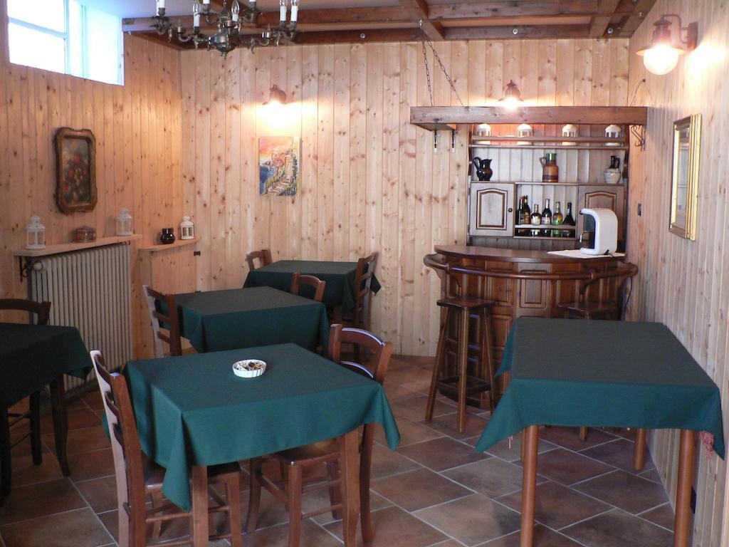 La Via Del Sole Bed & Breakfast Susa Bagian luar foto